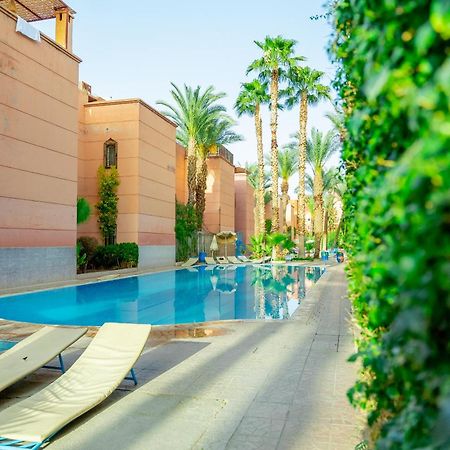 Riad The Moroccans Pool And Terrace มาร์ราเกช ภายนอก รูปภาพ