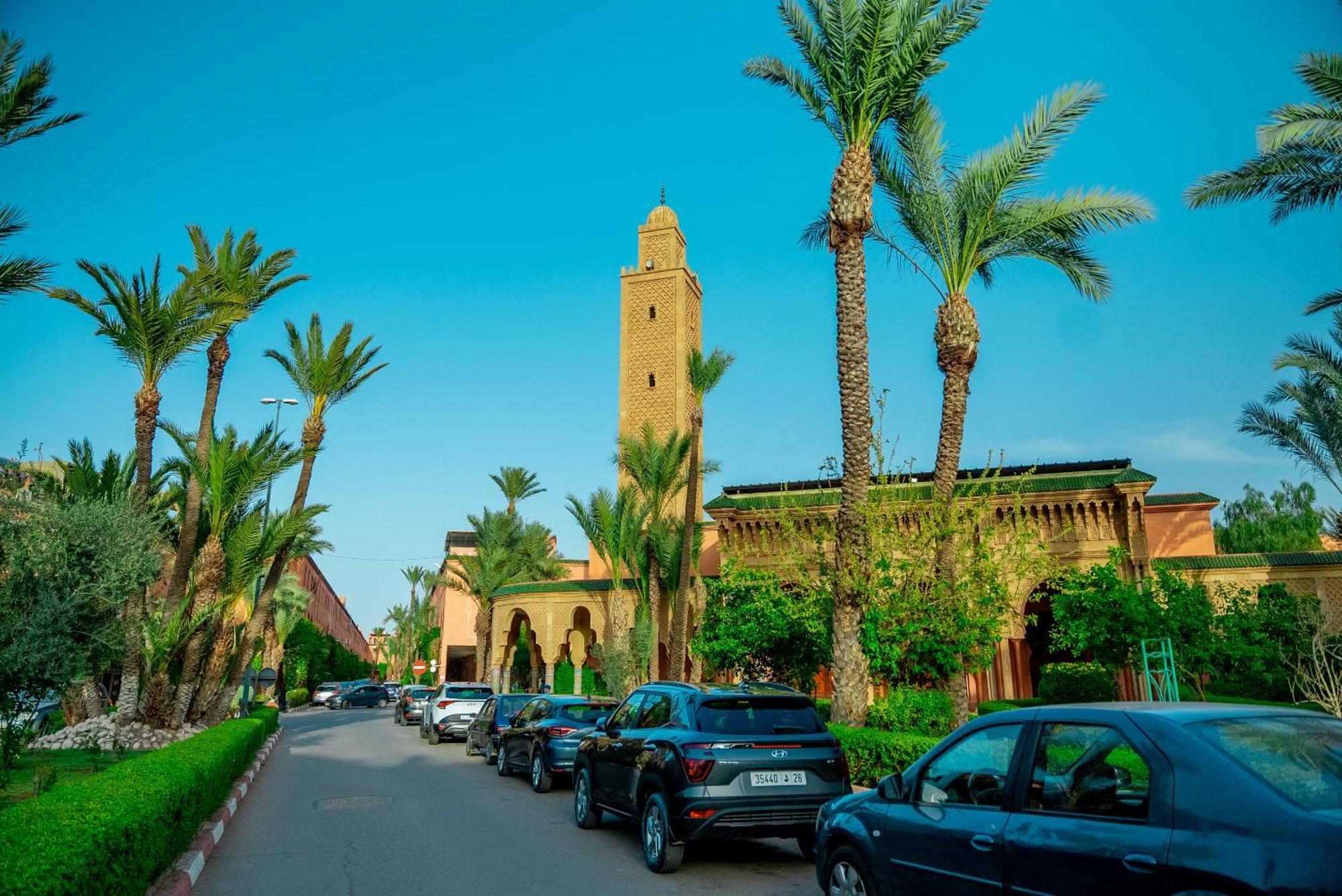 Riad The Moroccans Pool And Terrace มาร์ราเกช ภายนอก รูปภาพ
